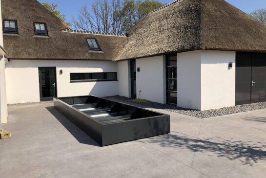 Grote plantenbak gepoedercoat