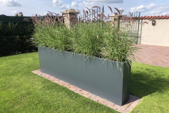 Hoge gepoedercoate bloembak steelgarden