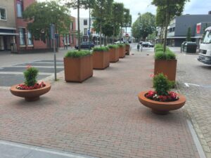 bloembakken in cortenstaal