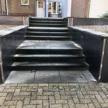 keerwanden zetten met cortenstaal